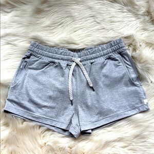 Vuori Halo Short Heathered Gray Size XS EUC